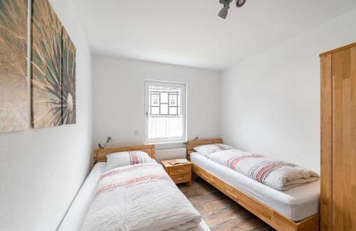 Saalhausen Apartamento | Ferienwohnung Haus An der Lenne