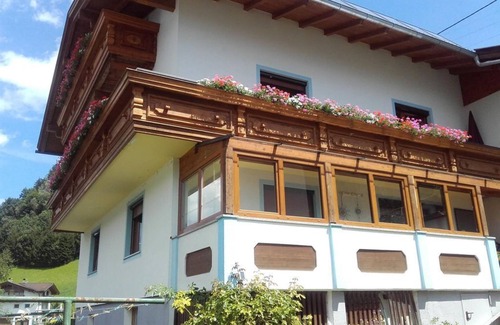 Buch in Tirol Apartamento | Ferienwohnung - Haus Pfandler