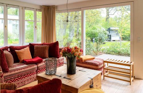 Ostseebad Ahrenshoop Apartamento | Ferienwohnung Haus Strandeiche 02