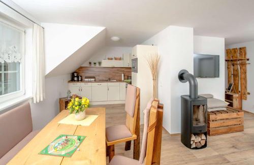 Neuendorf Apartamento | Ferienwohnung Heuschober