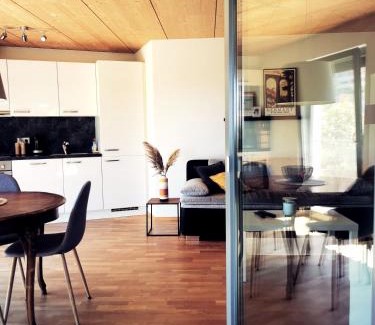 Weilheim Apartamento | Ferienwohnung Heimatliebe mit Alpenblick