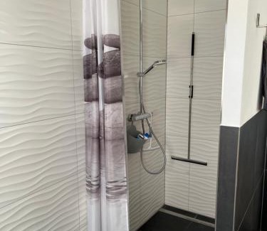 Mainz-Bingen Apartamento | Ferienwohnung im Geyserhof