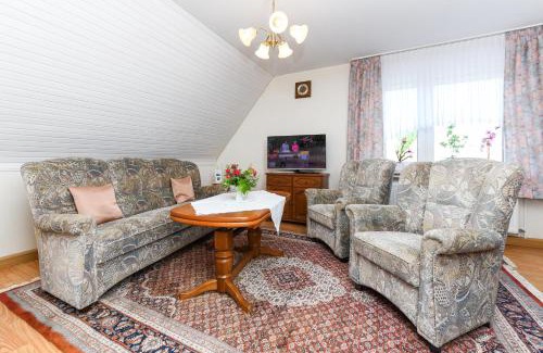 Esens Apartamento | Ferienwohnung im Haus Weinstock