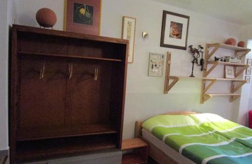 Ostliche Altstadt Apartamento | Ferienwohnung-im-mauerbluemchen