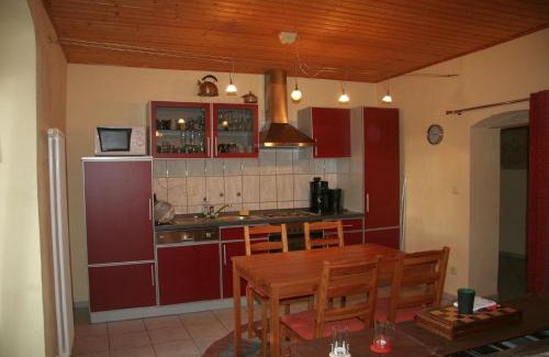 Maxen Apartamento | Ferienwohnung Im Sanierten Fachwerkhof Mit Terrasse Und Pool Nah An Dresden