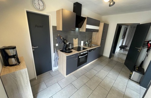 Hausen Apartamento | Ferienwohnung "Im Wiesenrain" - Appartement/fewo, Dusche, WC, Terrasse