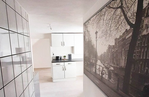 Rommerskirchen Apartamento | Ferienwohnung in Rommerskirchen / Ramrath , 70qm, 2 Schlafzimmer, 1 Wohn- /schlafzimmer, Max. 5 Personen
