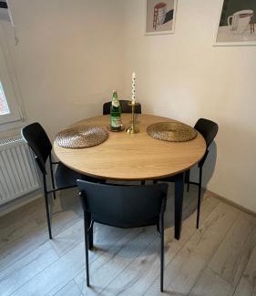 Wuelfrath Apartamento | Ferienwohnung in der Wülfrather Altstadt