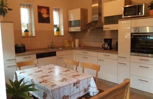 Neustrelitz Apartamento | Ferienwohnung In Neustrelitz Mit Garten Und Grill