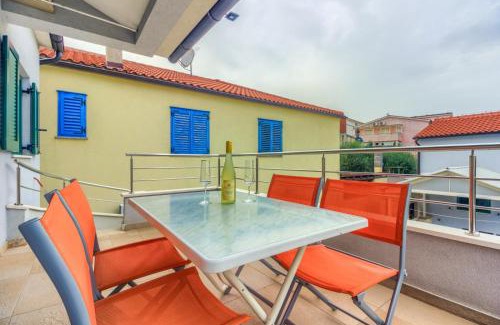 Pirovac Apartamento | Ferienwohnung in Pirovac mit Terrasse, Klimaanlage, W-LAN (4925-4)