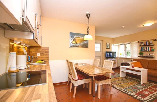 Wrixum Apartamento | Ferienwohnung in Wrixum, mit 2- Zimmern auf 51m² im Reetdachhaus