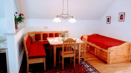 Ichenhausen Apartamento | Ferienwohnung Irmgard