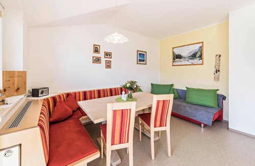 Schwendau Apartamento | "Ferienwohnung Jakob" Cerca de las estaciones de esquí de Penken y Ahorn con vistas a la montaña