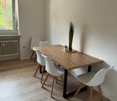 Coburg Apartamento | Ferienwohnung "Jumbo" in Coburg ! - 100qm im OG1 mit Privatparkplatz & Balkon