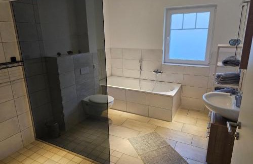 Bad Konig Apartamento | Ferienwohnung Königsberg