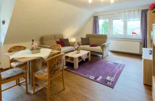 Untermunstertal Apartamento | Ferienwohnung Köpfleblick im Haus Bergblick