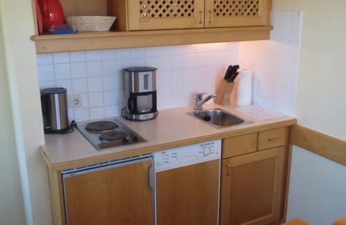 Alt Reddevitz Apartamento | Apartamento Karlshorst con cerca de 50 metros cuadrados, 1 habitación, capacidad máx. 4 personas