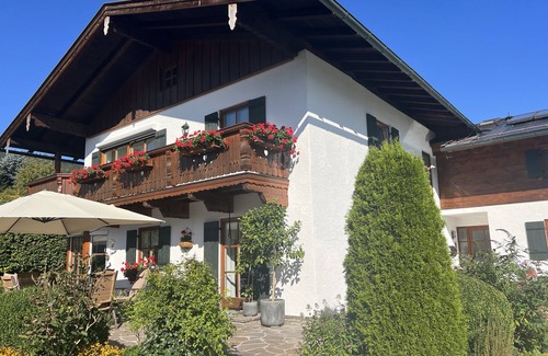 Bischofswiesen Apartamento | Ferienwohnung Kermer, 60m², 1-2 Per., 1 SZ, Bad WC, Balkon