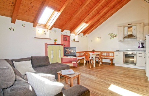 Bad Feilnbach Apartamento | Apartamento "Cereza" 55 m² hasta 4 personas, 2. Primer piso, 2 dormitorios separados, balcón orientado al este.