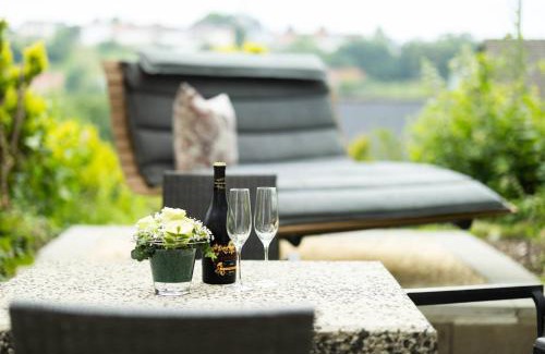 Bad Wuennenberg Apartamento | Ferienwohnung "Kirchblick" im Ferienhaus Blumenhain