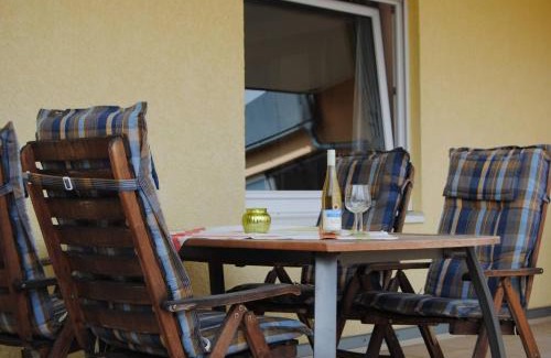 Hackenheim Apartamento | Ferienwohnung Kirchbergblick