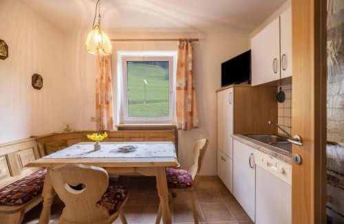 Terento Apartamento | Ferienwohnung Kirchblick Gasser