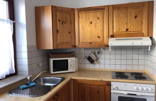 Gustow Apartamento | Ferienwohnung "Klaus Störtebeker" mit Sonnenterrasse & Garten zwischen Strand, Wald und Wiese!