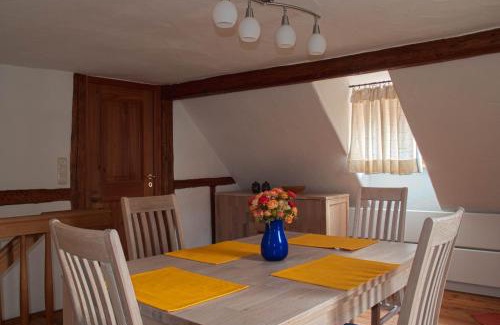 Schonungen Apartamento | Ferienwohnung Kleine Akademie