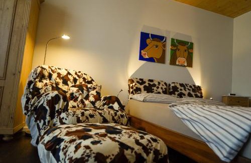 Bolsterlang Apartamento | Ferienwohnung Kuh