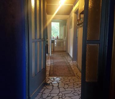 Siedlinghausen Apartamento | Ferienwohnung Kunterbunt