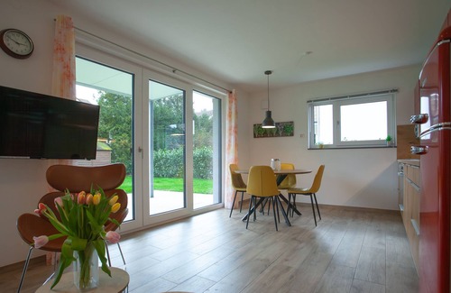 Langenargen Apartamento | Ferienwohnung Lago Rosso in Langenargen