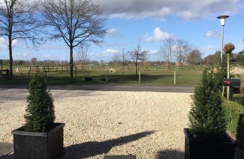 Dersum Apartamento | Ferienwohnung Lands Huys