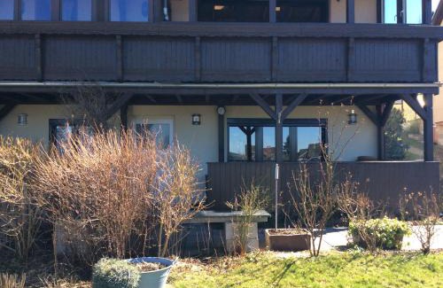 Oberweibach/Thur. Wald Apartamento | Ferienwohnung Langzettel