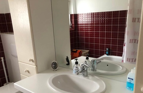 Kausen Apartamento | Ferienwohnung Loosen - Appartement/fewo, Dusche und Badewanne, 1 Schlafra