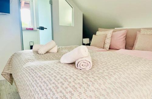 Buhlau/Weier Hirsch Apartamento | Ferienwohnung Luxuriöse Maisonettewohnung am Weißen Hirsch - "Johanna"