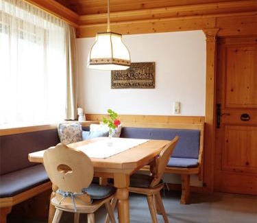 Ausservillgraten Apartamento | Ferienwohnung Mühlmann