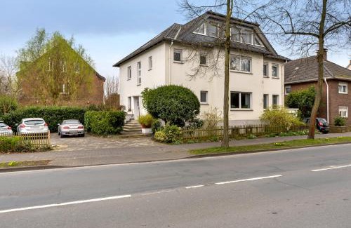 Rheda Apartamento | Ferienwohnung Mit 100qm