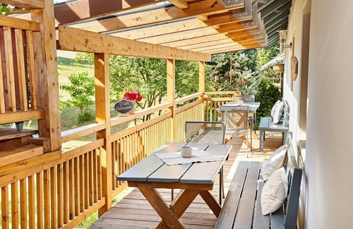 Waldkirchen Apartamento | Apartamento con terraza privada cubierta