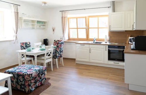 Waldmuenchen Apartamento | Apartamento con balcón privado y sauna privada.