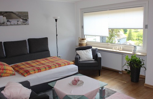 Bernshausen Apartamento | Ferienwohnung mit Gartennutzung