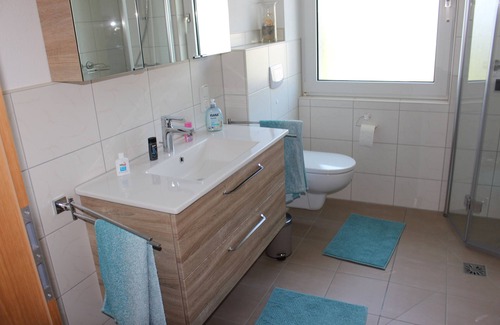 Bernshausen Apartamento | Ferienwohnung mit Gartennutzung