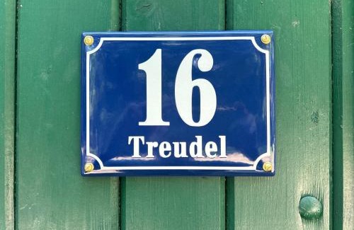 Schwanewede Apartamento | Ferienwohnung mit Garten in Meyenburg - KEINE MONTEURE
