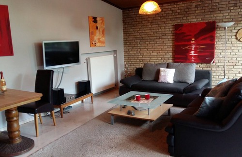 Emsdetten Apartamento | Ferienwohnung mit Großer Terrasse und Eigenem Garten