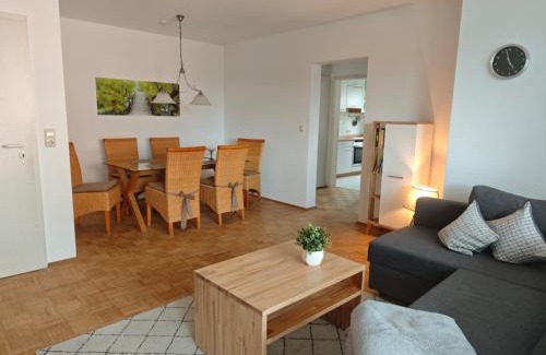 Hirschaid Apartamento | Ferienwohnung mit Kanalblick