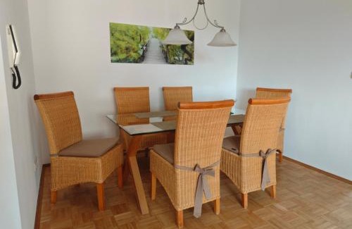 Hirschaid Apartamento | Ferienwohnung mit Kanalblick