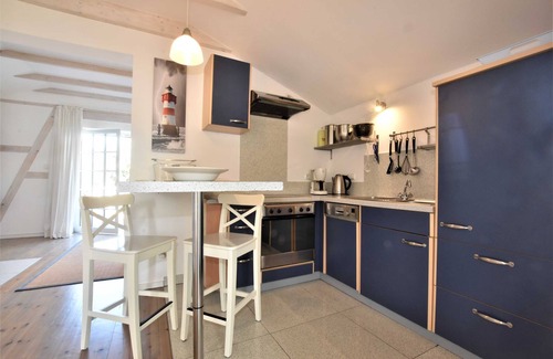 Rerik Apartamento | Ferienwohnung mit Meerblick, Balkon und Kamin OFC 06 - Nr. 3 Ferienwohnung mit Meerblick, Balkon und