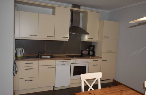Wismar Apartamento | Ferienwohnung mit Reetdach und Ostseeblick OVS 102 - 3-raum-ferienwohnung bis 6 Pers