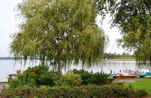 Krakow am See Apartamento | Ferienwohnung mit Terrasse und in Seenähe