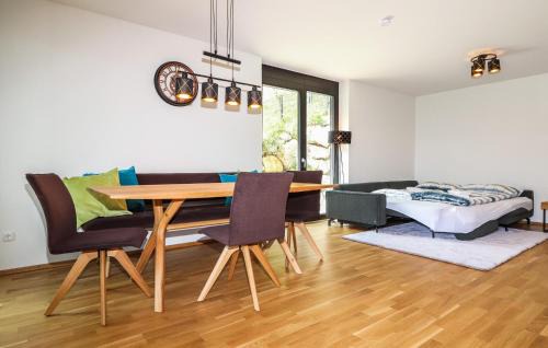Buerserberg Apartamento | Ferienwohnung Mit Terrasse