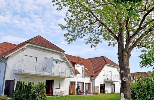 Gustow Casa | Ferienwohnung mit Terrasse